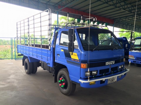 แก้วอนงค์กลการ (คุณ ป้อม ) รถสวย สภาพดี Isuzu JAANPR59LL กระบะ 115เเรง