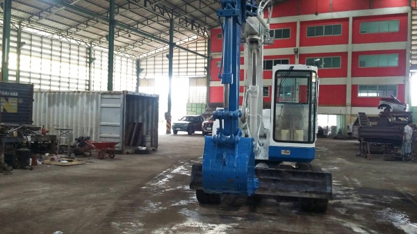 ขายรถแมคโคร KOMUTSU ขนาด 8 ตัน เก่านอก 089-551-2032 ขายรถแมคโคร KOMUTSU ขนาด 8 ตัน เก่านอก 089-551-2032