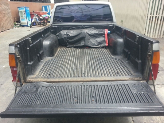 ชาย  big-m king cab วาง 1เจ ติด lpg