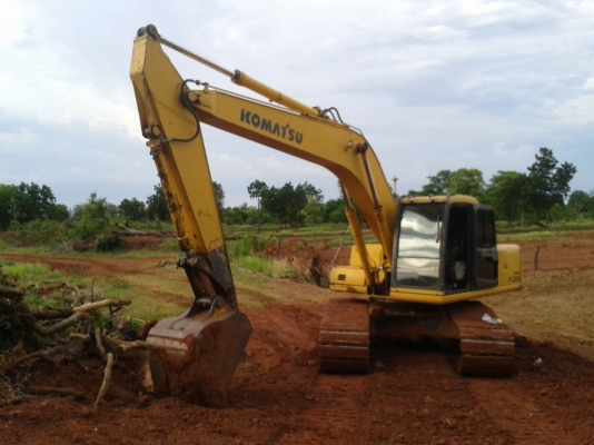 ขาย komatsu pc200-6s เจ้าของขายเองเอกสารเล่มทะเบียน พร้อมโอน ราคาคุยกันได้สนใจติดต่อ0844618639 โจ้