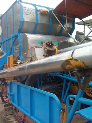 ขายรถเกี่ยวข้าวศักดิ์พัฒนา