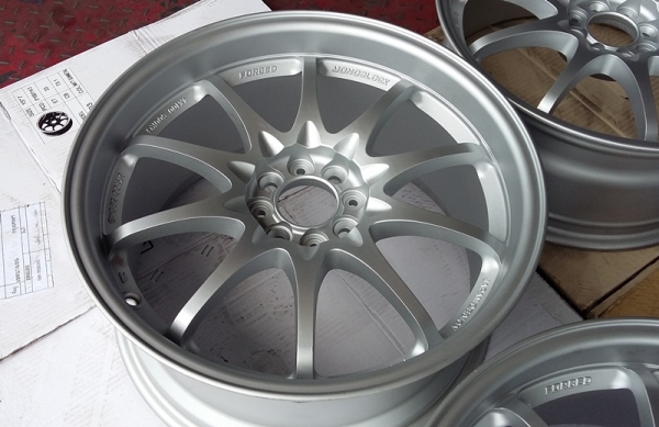 ล้อ,CE28 Silver 17"F7.5-R8.5 4รู100 ชุดละ 8,700