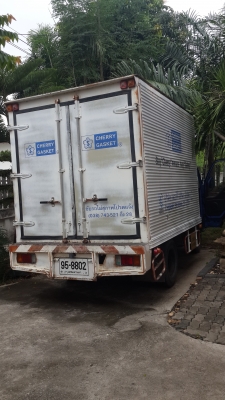 2003 isuzu NKR55EY  6ล้อ ปี 2003 ตู้ทึบ