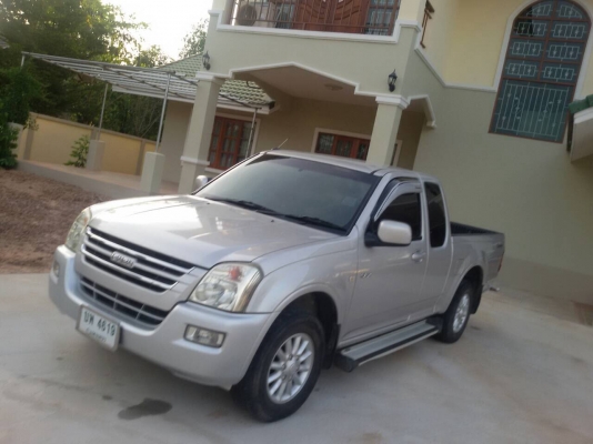 ลดราคาขายขาดทุนISUZU DMAX เกียร์ออโต้ ปี 2004 รุ่น  TOP