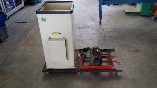 เครื่องขัดข้าวขาวเก่าญี่ปุ่น RH150 สภาพดี  สามารถใช้ขัดสีข้าวกล้องให้เป็นข้าวขาว ขนาดกระทัดรัด