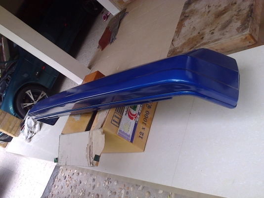 ขายกันชนหลัง และสปอยเลอร์หลัง Benz 190E ของแท้แน่นอน ถูกๆ