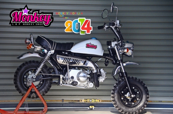 มอบของขวัญลดราคา  มังกี้ ลดราคา มี ให้ เลือกหลากหลายแบบ ไม่ซ้ำ ขับสนุก ขับมัน ทนทาน เรากล้า รับประกัน 100\%***มอบของขวัญลดราคาต้อนรับสงกรานต์ !!!! มังกี้ ลดราคา มี ให้ เลือกหลากหลายแบบ ไม่ซ้ำ ขับสนุก ขับมัน ทนทาน เรากล้า รับประกัน 100\%**