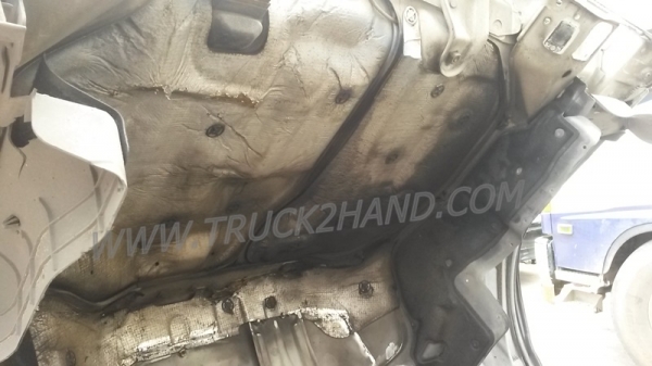 รถบรรทุก 6 ล้อไม่ติดเวลา ใช้เชื้อเพลิงแก๊ส LPG ยี่ห้อ ISUZU ตู้บรรทุก ELF