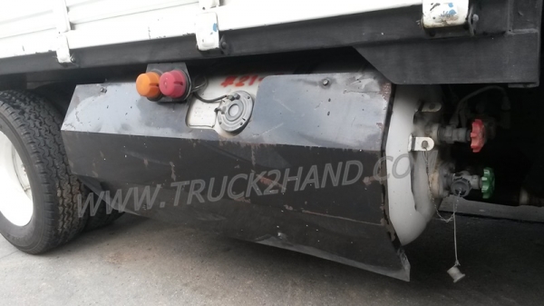 รถบรรทุก 6 ล้อไม่ติดเวลา ใช้เชื้อเพลิงแก๊ส LPG ยี่ห้อ ISUZU ตู้บรรทุก ELF