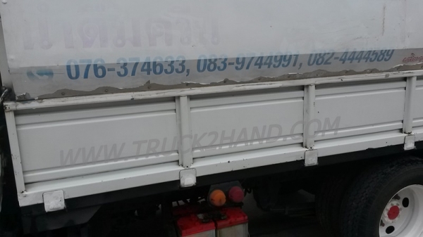 รถบรรทุก 6 ล้อไม่ติดเวลา ใช้เชื้อเพลิงแก๊ส LPG ยี่ห้อ ISUZU ตู้บรรทุก ELF