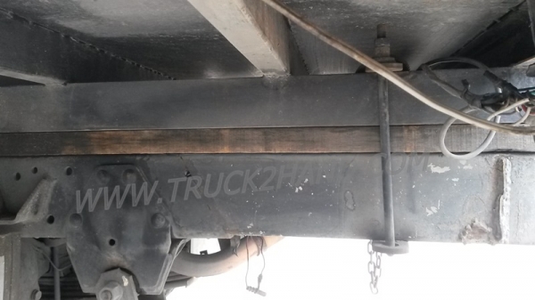 รถบรรทุก 6 ล้อไม่ติดเวลา ใช้เชื้อเพลิงแก๊ส LPG ยี่ห้อ ISUZU ตู้บรรทุก ELF