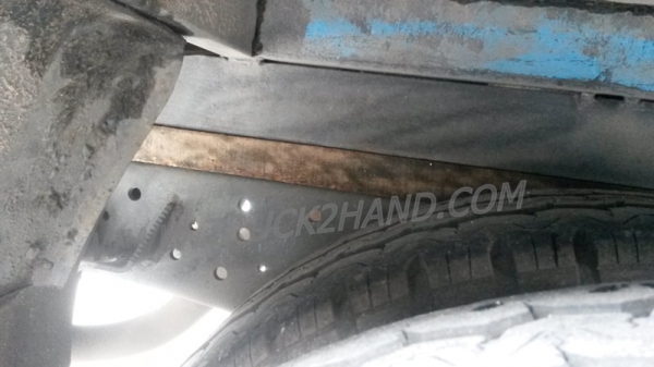 รถบรรทุก 6 ล้อไม่ติดเวลา ใช้เชื้อเพลิงแก๊ส LPG ยี่ห้อ ISUZU ตู้บรรทุก ELF