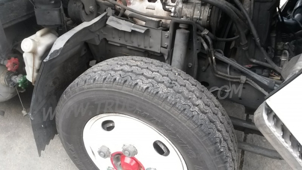 รถบรรทุก 6 ล้อไม่ติดเวลา ใช้เชื้อเพลิงแก๊ส LPG ยี่ห้อ ISUZU ตู้บรรทุก ELF