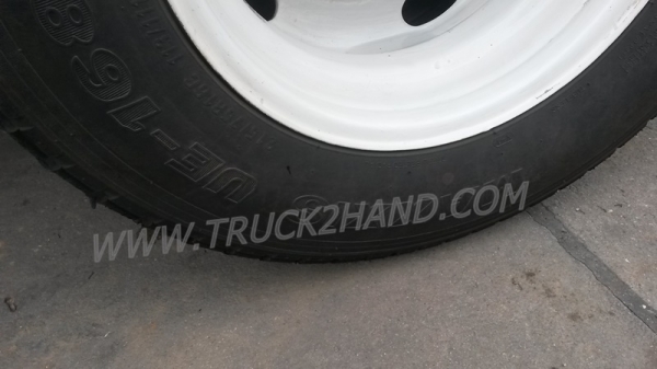 รถบรรทุก 6 ล้อไม่ติดเวลา ใช้เชื้อเพลิงแก๊ส LPG ยี่ห้อ ISUZU ตู้บรรทุก ELF