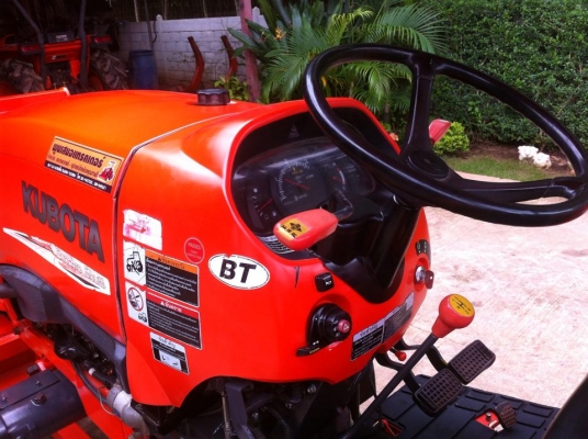 ขายรถไถ Kubota L4708(4WD) พร้อมใบมีดและผานพรวนLCS 24''x6(ของใหม่) พร้อมใช้งาน ขายรถไถ Kubota L4708(4WD) พร้อมใบมีดและผานพรวนLCS 24''x6(ของใหม่) พร้อมใช้งาน