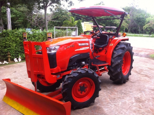 ขายรถไถ Kubota L4708(4WD) พร้อมใบมีดและผานพรวนLCS 24&#039;&#039;x6(ของใหม่) พร้อมใช้งาน