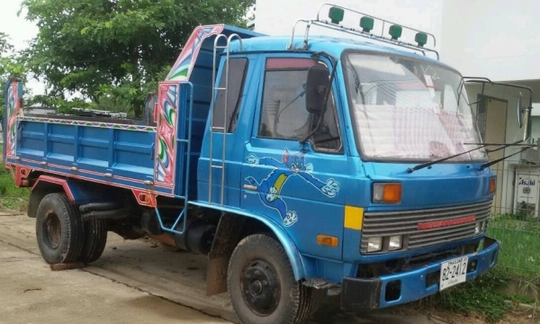 ขาย. 6 ดัมพ์. Nissan.  PD6. 150. แรง