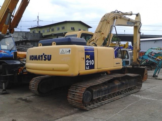 ขายรถแมคโคร  KOMATSU PC 210 - 6 LC  ( ขายถูก ) นำเข้าจากประเทศญี่ปุ่น