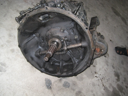 ขายเกียร์ร็อกกี้ใหญ่พร้อมเกียร์ฝากรอบช้าติดเครื่อง210ไม่หอนตามสภาพสวยฯ ราคาไม่แพง25,000 บาท