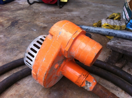 ขายเครื่องHONDA GX160 5.5แรงสภาพใหม่มาก99\%พร้อมปั้มแช่สายอ่อนยาวุเมตรคับ ขายเครื่องHONDA GX160 5.5แรงสภาพใหม่มาก99\%พร้อมปั้มแช่สายอ่อนยาวุเมตรคับ