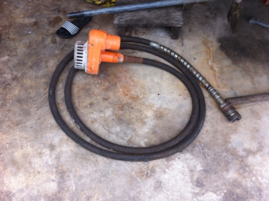 ขายเครื่องHONDA GX160 5.5แรงสภาพใหม่มาก99\%พร้อมปั้มแช่สายอ่อนยาวุเมตรคับ ขายเครื่องHONDA GX160 5.5แรงสภาพใหม่มาก99\%พร้อมปั้มแช่สายอ่อนยาวุเมตรคับ