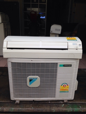 **** ขายแอร์ DAIKIN 13000 BTU อินเวอเตอร์ สภาพสวย ****