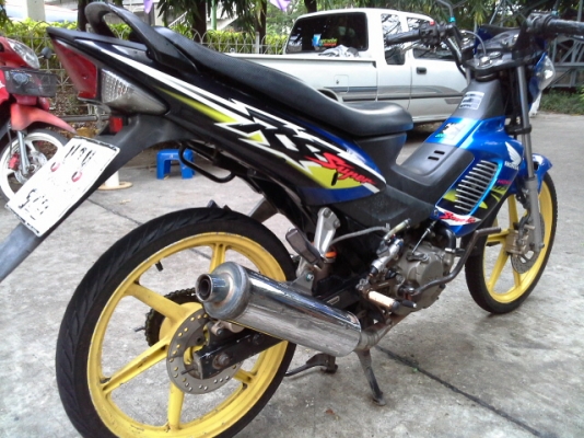 ขายโชนิคไมค์ขาวปี47