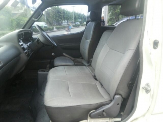 รถตู้ HIACE มือ1 สวยสภาพเดิมๆ เครื่องดีเซล 3 L แน่น 2800 cc ภายในสวยเดิม