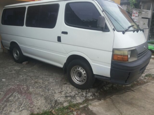 รถตู้ HIACE มือ1 สวยสภาพเดิมๆ เครื่องดีเซล 3 L แน่น 2800 cc ภายในสวยเดิม
