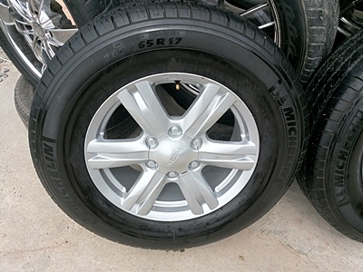 ขายล้อISUZU Mu-X New D-Max Vcross17พร้อมยาง 4 ล้อ