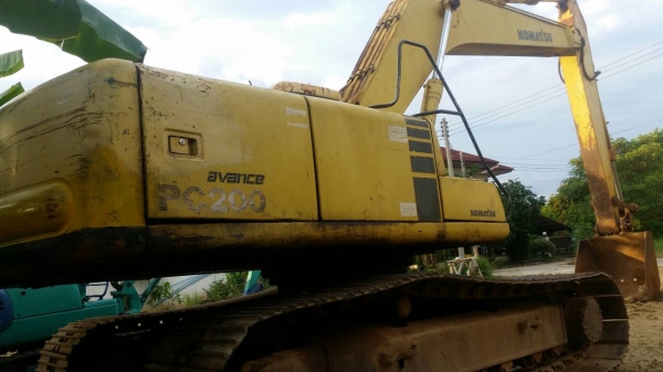 ขายรถขุด ยี่ห้อ โคมัสสุ รุ่น PC200-6