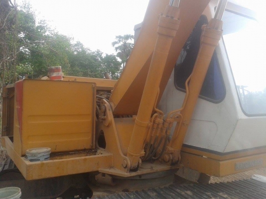 ขาย แบ็คโฮ Kato 120 HD450