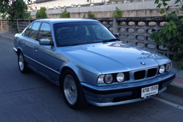 ฺBMW BIG NOCE รุ่นท๊อปสุด แอร์แบคคู่ ABS สภาพสวยปิ้ง