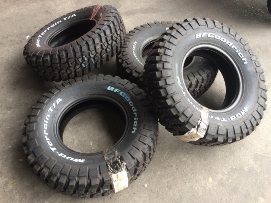 BF Goodrich Mud-terrain KM2 ขนาด 30 9.5 r15