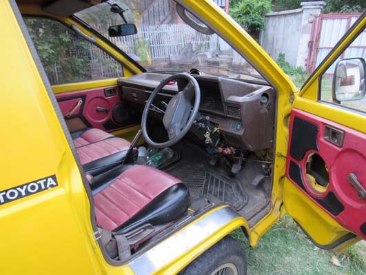 ขายรถตู้เล็กสำหรับค้าขาย ขายรถตู้เล็กสำหรับค้าขาย