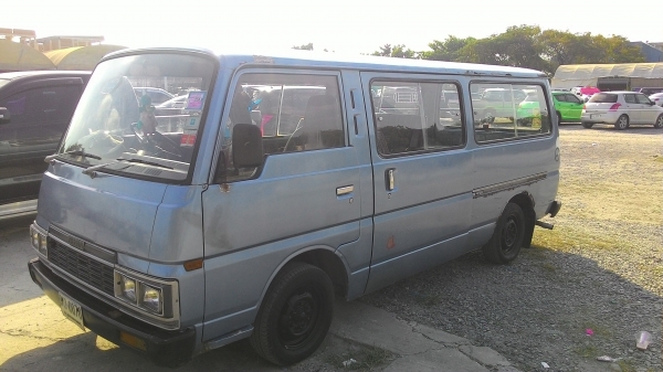 nissan urvan e23
