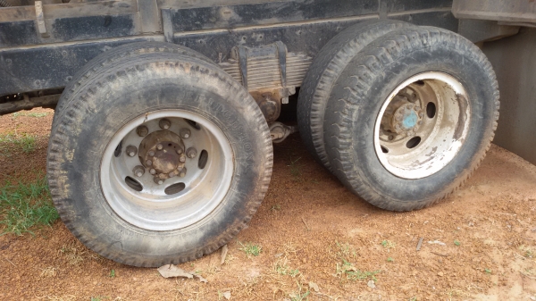 ขายรถหัวยาว 2 เพลาดั้ม ขายรถหัวยาว 2 เพลาดั้ม