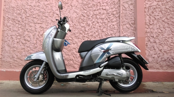 Scoopy i S12 โฉมใหม่  2014 วิ่ง4000โล โอนฟรีหรือส่งฟรี