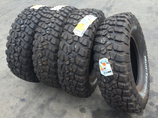 BF Goodrich KM2 265 75 r16 ยางใหม่ปี13 เส้นละ 7000เท่านั้น