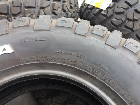 BF Goodrich KM2 265 75 r16 ยางใหม่ปี13 เส้นละ 7000เท่านั้น