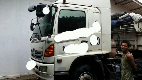 ขายด่วนครับ หัวลาก HINO MECA 330 ปี51 รถสวยพร้อมใช้งานครับ