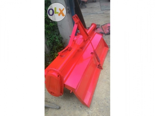 โรตารี่คูโบต้าเปลียนฝาหลังฝาบนใหม่ใบมีดพอใช้ได้ยาว 1.40 ใส่รถ18-34 แรงจะเมาะสมตัวนี้เปลียนโซ่ใหม่ครัับใช้งานได้เลย