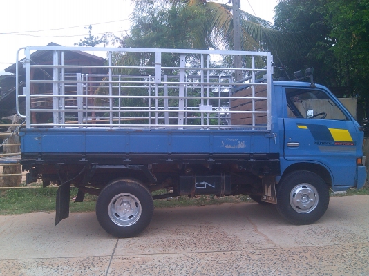 หกล้อเล็กTLอีซูซุ เครื่อง 4JG2 ทะเบียนพร้อมโอน