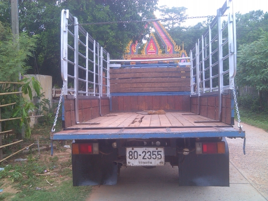 หกล้อเล็กTLอีซูซุ เครื่อง 4JG2 ทะเบียนพร้อมโอน