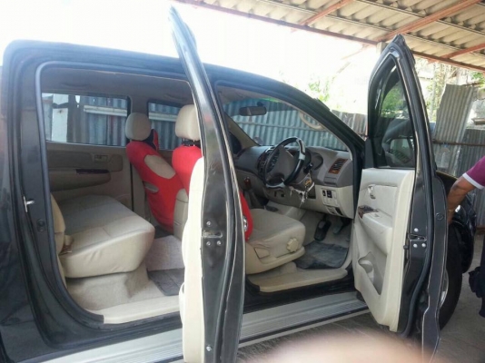 TOYOTA VIGO สีดำ ปี 2008