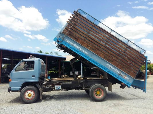 ขายรถ ISUZU NPR ดั้ม เครื่องดี คัสซีสวย Fหน้าFหลัง