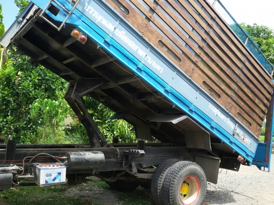 ขายรถ ISUZU NPR ดั้ม เครื่องดี คัสซีสวย Fหน้าFหลัง