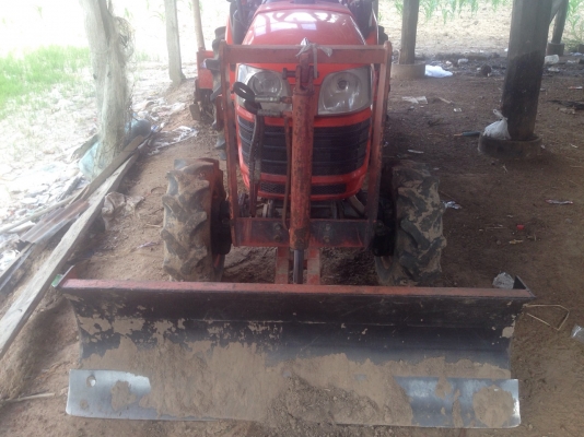 คูโบต้า B2420 พร้อมใบมีดโรตารีผานพรวนผานบุกอุปกรณ์4อย่างไปเลยครับ195000