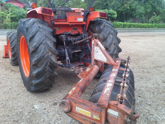 ขาย แทรกเตอร์ KUBOTA M 9000 สภาพดี