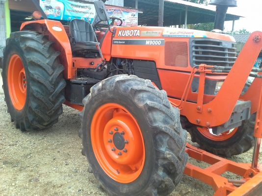 ขาย แทรกเตอร์ KUBOTA M 9000 สภาพดี